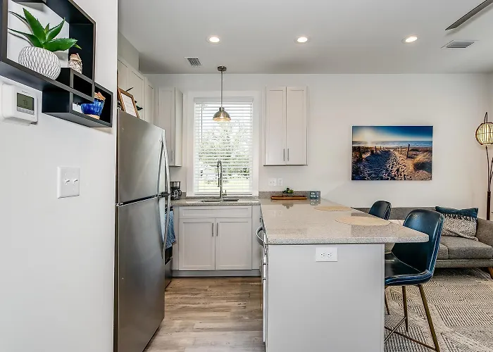 Downtown Townhome - Clubb St