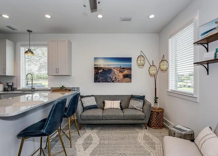 Apartment Downtown Townhome - Clubb St Pensacola